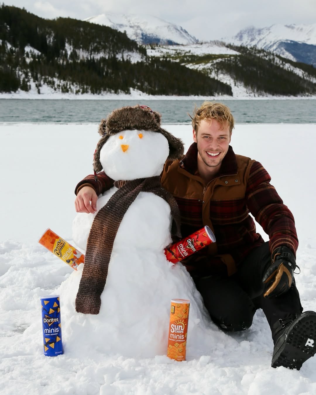 Instagram post by @kaseystjohn for Frito-Lay Minis. Caption reads: #fritolay_partner Chillin’ with my homie (or....