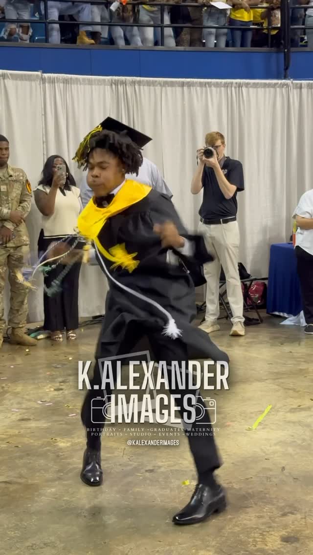 Instagram post by @amarinyasiaa_ for The Shade Room. Caption reads: 🚨 RECAP 🐝 SCOTLANDVILLE MAGNET HIGH SCHOOL....