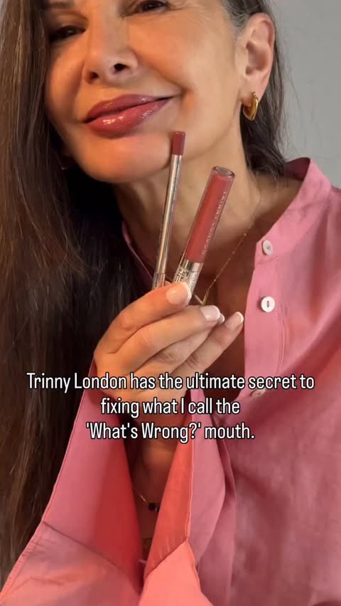 Instagram post by @violeta.zuvela for Trinny London. Caption reads: [...] total lip transformation. I used....