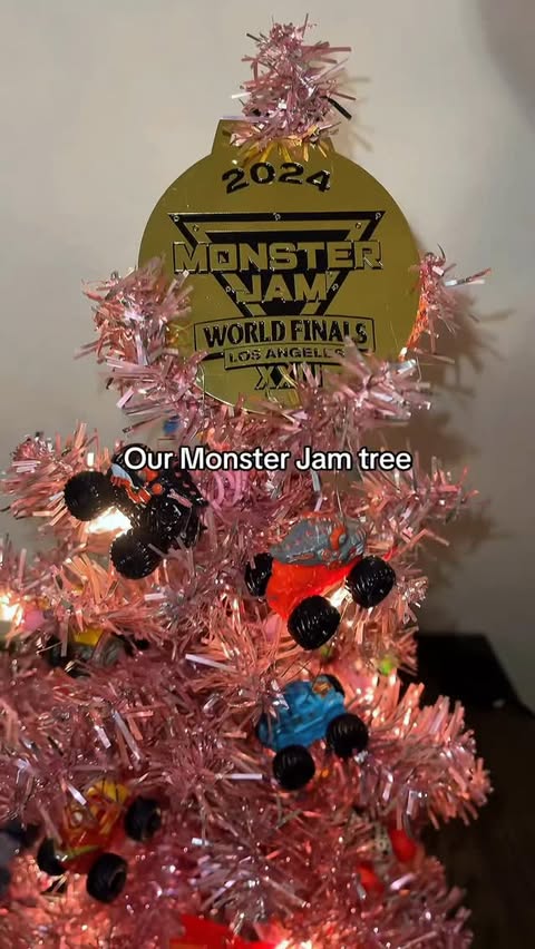 Instagram post by @miranduhhh.s for Spin Master. Caption reads: It turned out pretty neat with a pretty cool....