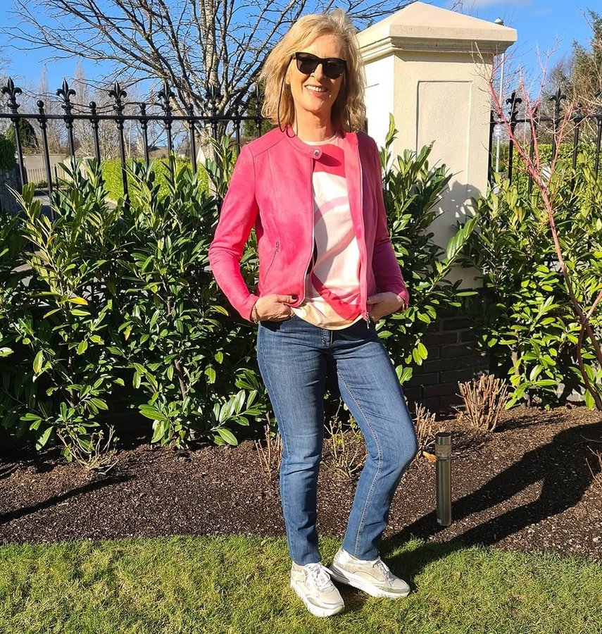 Instagram post by @susanellenjackson for Pamela Scott. Caption reads: [...] the fabulous Spring Collection from....
