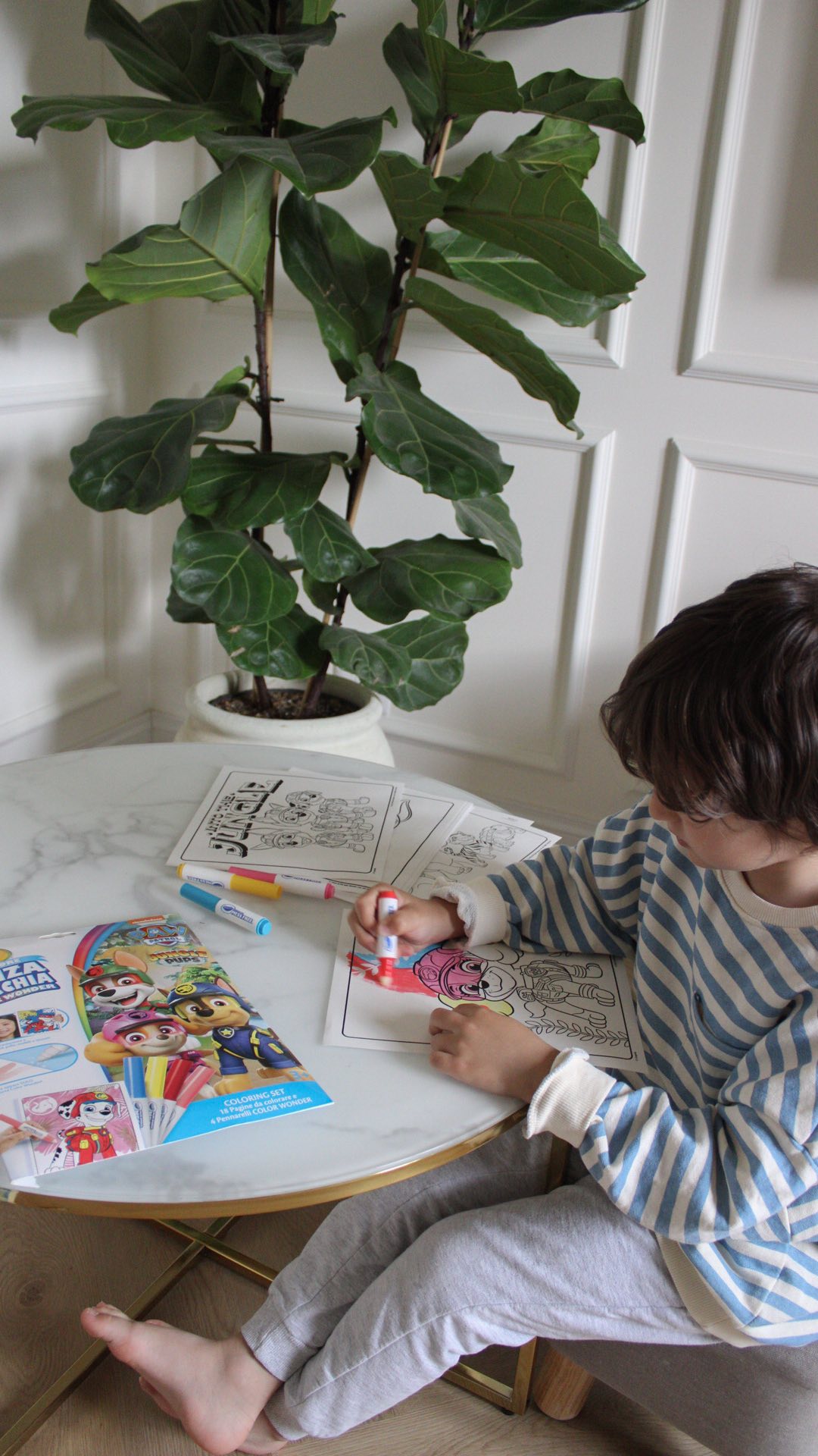 Instagram post by @giorgiaceci_ for Crayola. Caption reads: Sebastian è un bambino molto curioso e creativo,....