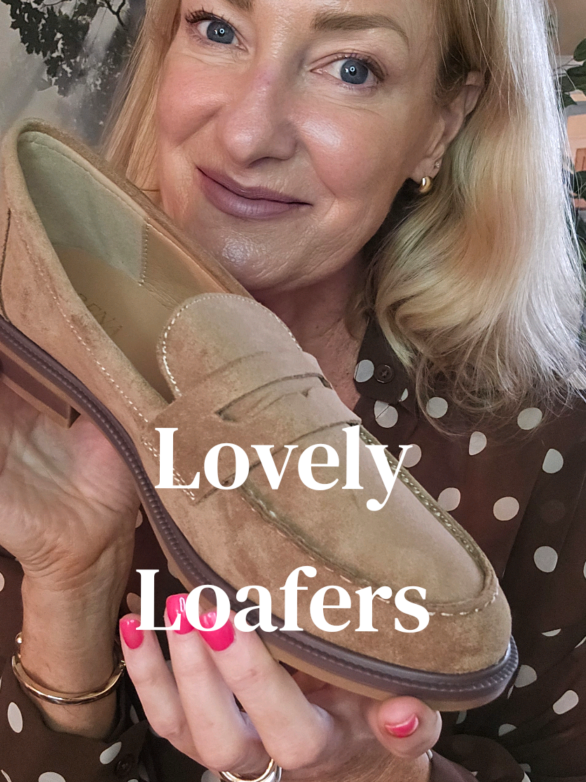 TikTok post by @mrsmacshonestreviews for Loud Look. Caption reads: [...] Comfortable, Stylish and Affordable!....