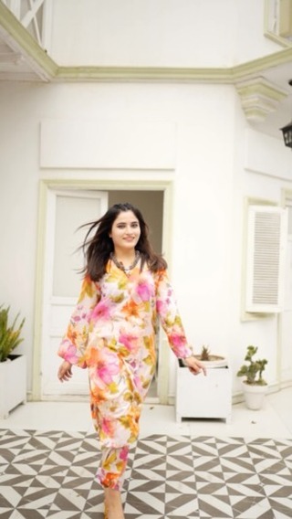 Instagram post by @aroob_jatoi for Silayi Pret. Caption reads: x @SilayiPret 🌸

Silayi Pret’s Grand Summer Sale....