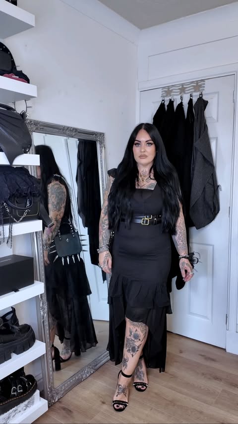 Instagram post by @vicki_sinister for Punkyouth. Caption reads: [...] I added the spikes myself Necklace:....