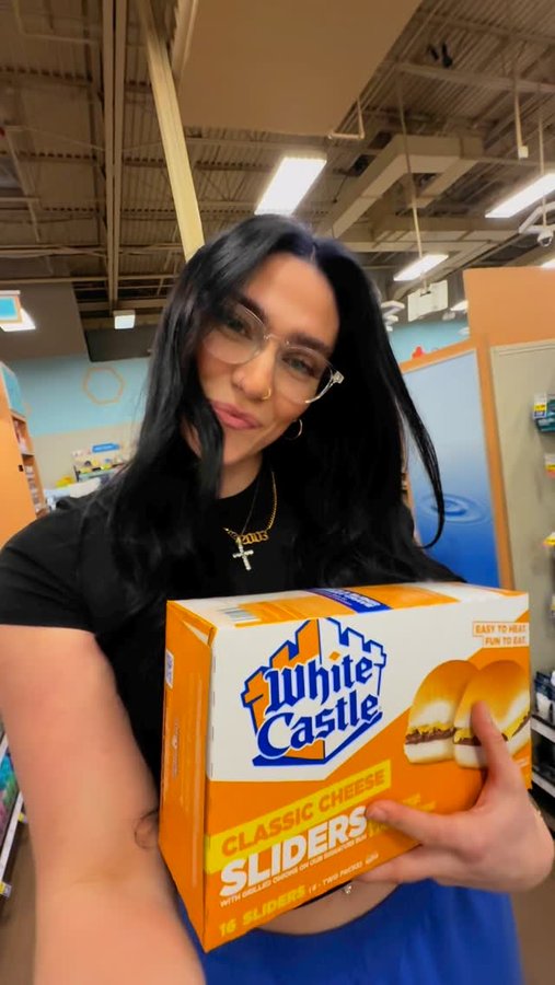 Instagram post by @riley.simmonsss for White Castle. Caption reads: [...] to enjoy, and perfect for a night in White....