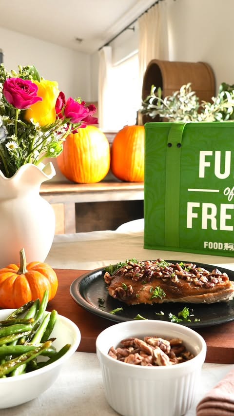 Instagram post by @charlieandcrewdad for Food Lion. Caption reads: Thanksgiving is here and it is time to have a....