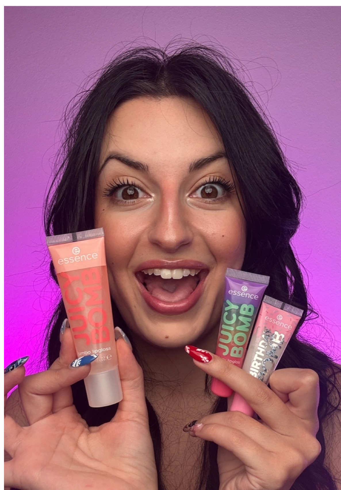 TikTok post by @arienne.makeup for Essence Cosmetics. Caption reads: Qual è il vostro Juicy Bomb preferito? 😍 In....