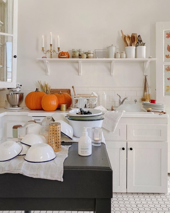 Instagram post by @chalkwhitearrow for This Works. Caption reads: If you saw my stories a bit ago you know we were....