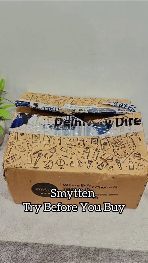 Instagram post by @littleprisa_ for Smytten. Caption reads: In #collaboration with @getsmytten Get 6 minis in....