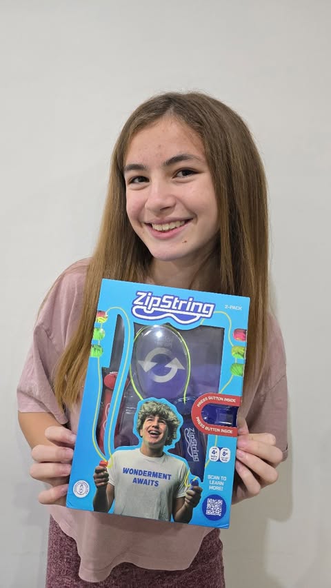 Instagram post by @gracesummerivyandmummy for ZipString. Caption reads: AD| ZipString just leveled UP 🙌 

The ZipString....