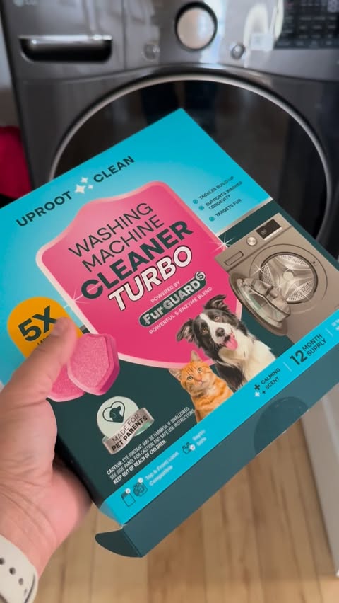 Instagram post by @nataliasilva_28 for Uproot Clean. Caption reads: Uproot clean #uprootthegrime #ad #ugccreator.