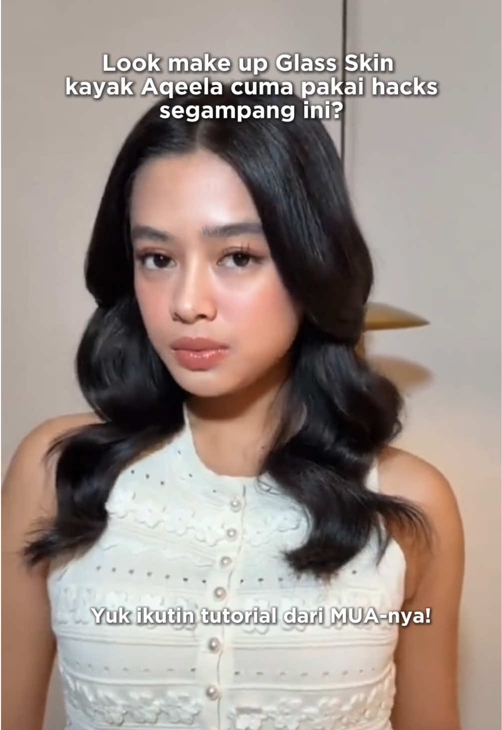 TikTok post by @lulalululala2 for Glow & Lovely Arabia. Caption reads: Look makeup glass skin kayak Aqeela cuman pakai....