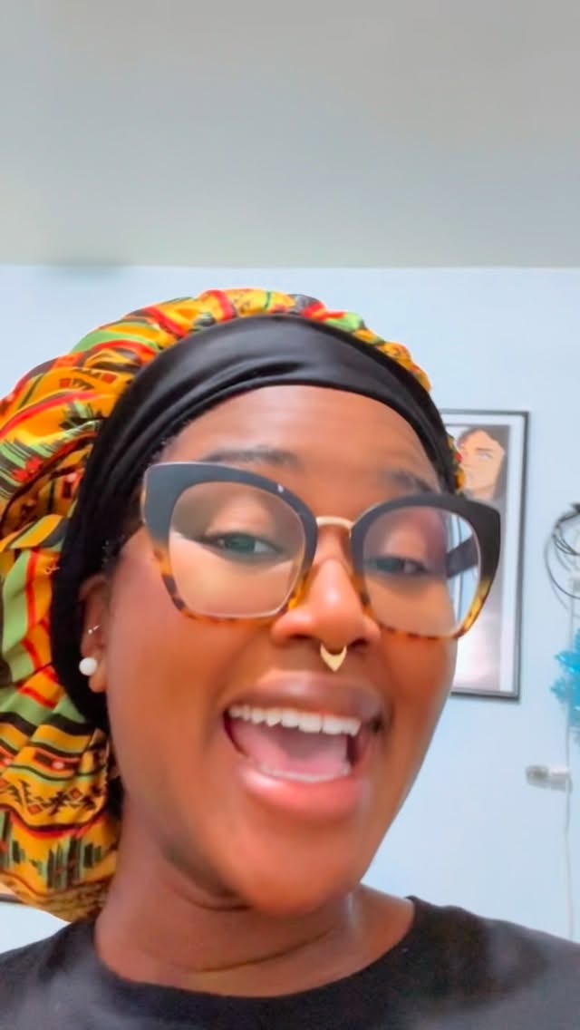 Instagram post by @thesoulofmy_pen for Zeelool. Caption reads: I cooked for granny…phew and uh…yeah but also take....