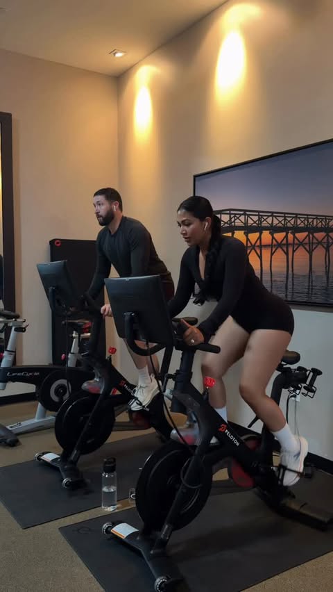 Instagram post by @p.bipasha for Alani Nu. Caption reads: Gained 15 lbs in 1 month and it honestly surprised....