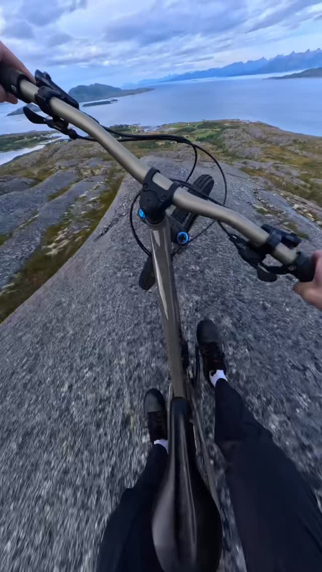 Instagram post by @birk_gunnar for Canyon. Caption reads: this place so much fun #mycanyon #norrøna.