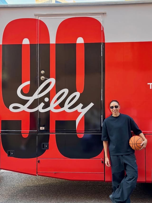 Instagram post by @dianataurasi for Eli Lilly and Company. Caption reads: #LillyPartner 🏀 At the Women’s #FinalFour, we’re....