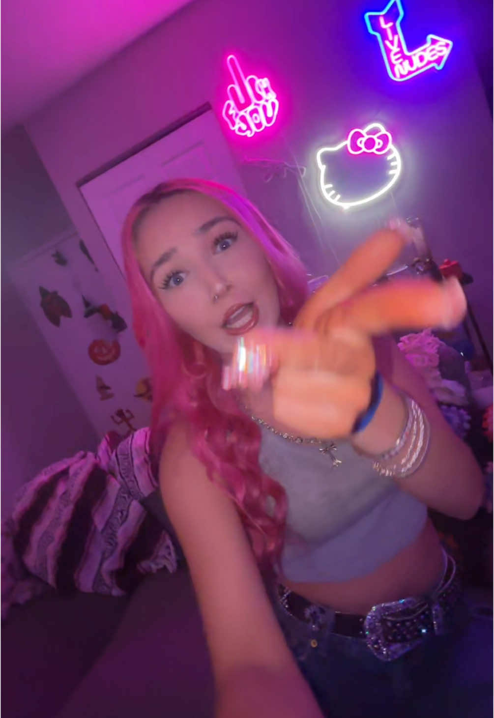 TikTok post by @jillian.duvall for Colorlomo. Caption reads: [...] Beauty @Fowendia Lashes @GuruNanda LLC....