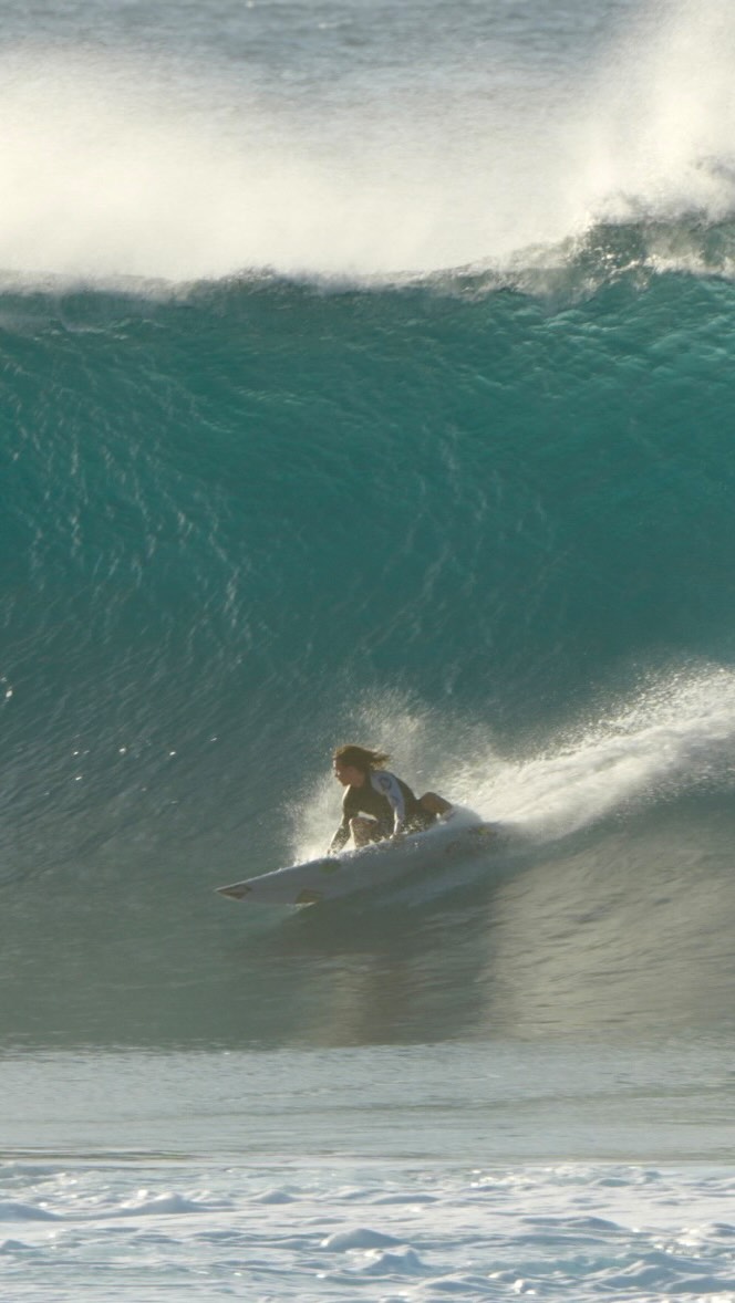 Instagram post by @surfingrepublica for Volcom. Caption reads: [...] #costarica🇨🇷 #monsterenergy #ad....