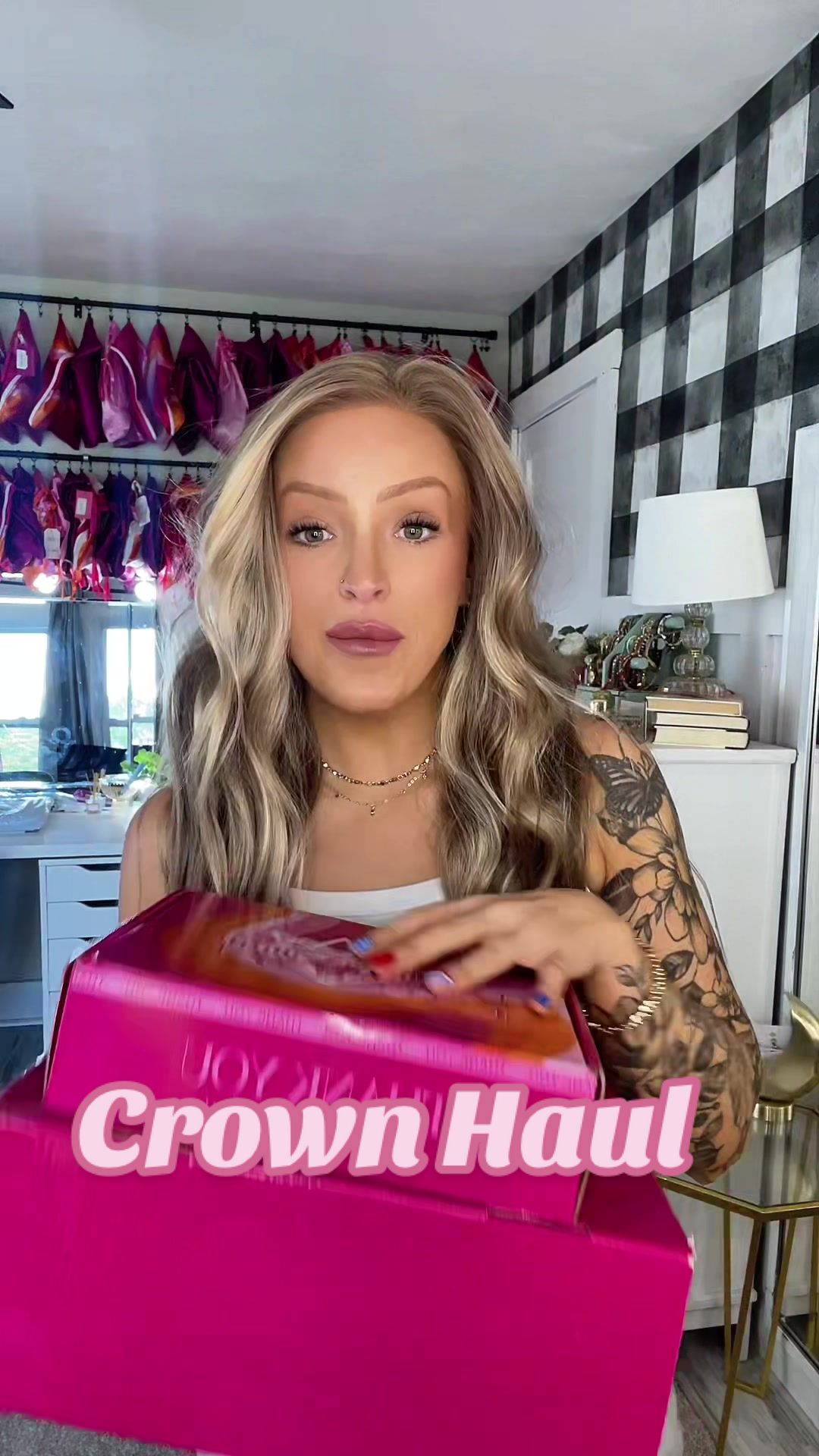 TikTok post by @nancysallee for Chelsey Smith Cosmetics. Caption reads: Little wig haul and try on for yall! @Chelsey....