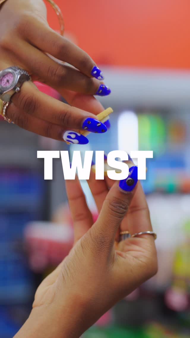 Instagram post by @jyoncenaa for OREO. Caption reads: If you were craving Oreos, this is your sign to....