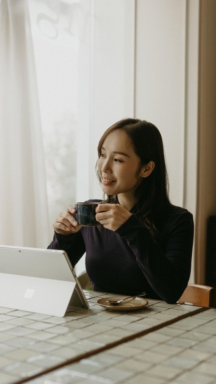 Instagram post by @victoriacheng for Microsoft. Caption reads: [...] Denki, Courts, Gain City and Microsoft....