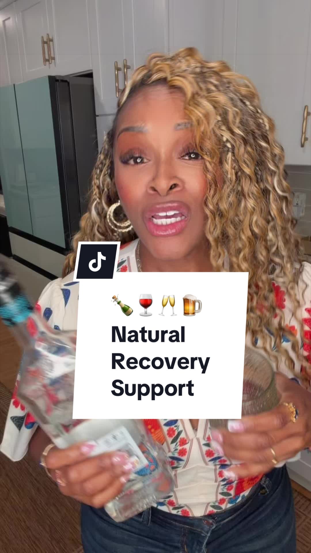 TikTok post by @dr.roxholistichealth for More Labs. Caption reads: NO MORE RECOVERY DAYS! @morelabs #energydrinks....