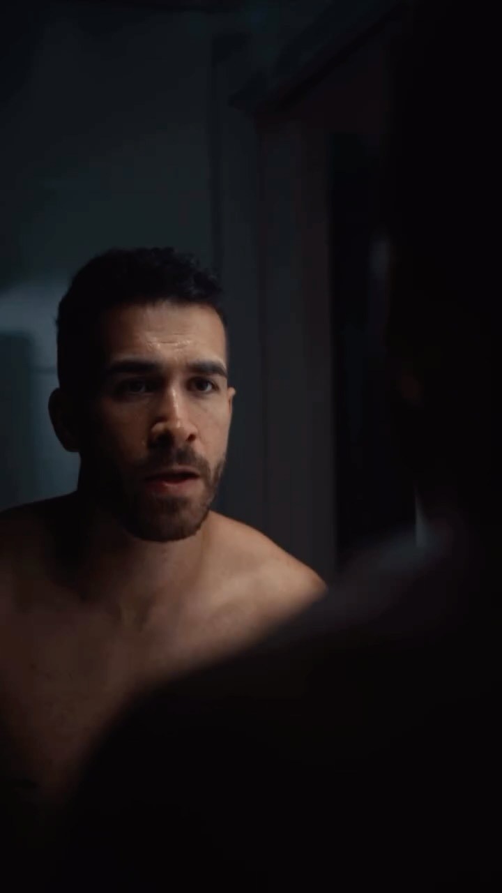 Instagram post by @alejandro_moquete for ZHIYUN. Caption reads: [...] around my apartment using just the....