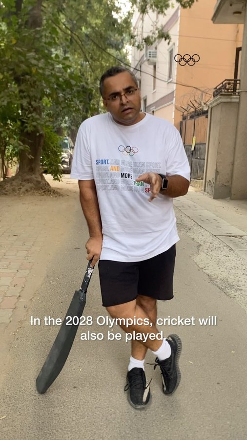 Instagram post by @cricketspinner for Olympics. Caption reads: [...] Here’s to making cricket history at the....
