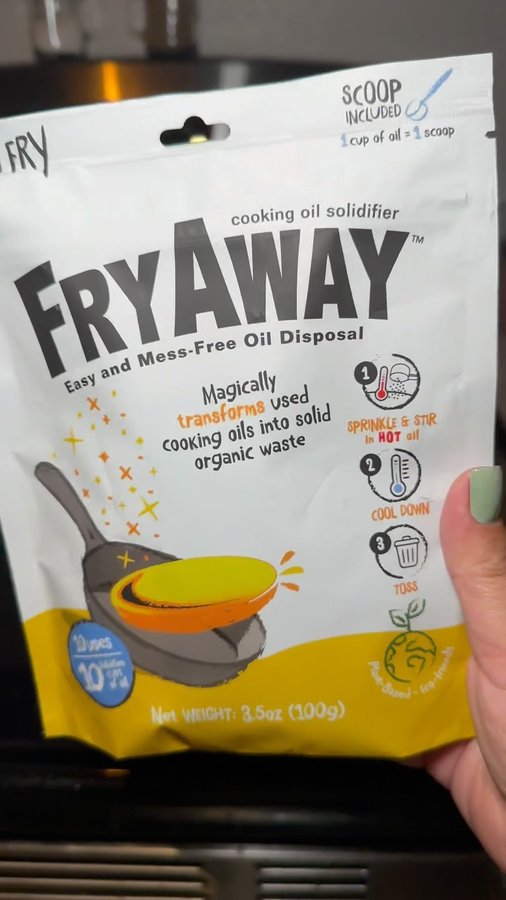 Instagram post by @adventurewithhongie for FryAway. Caption reads: [...] dispose of. I now have a solution with....