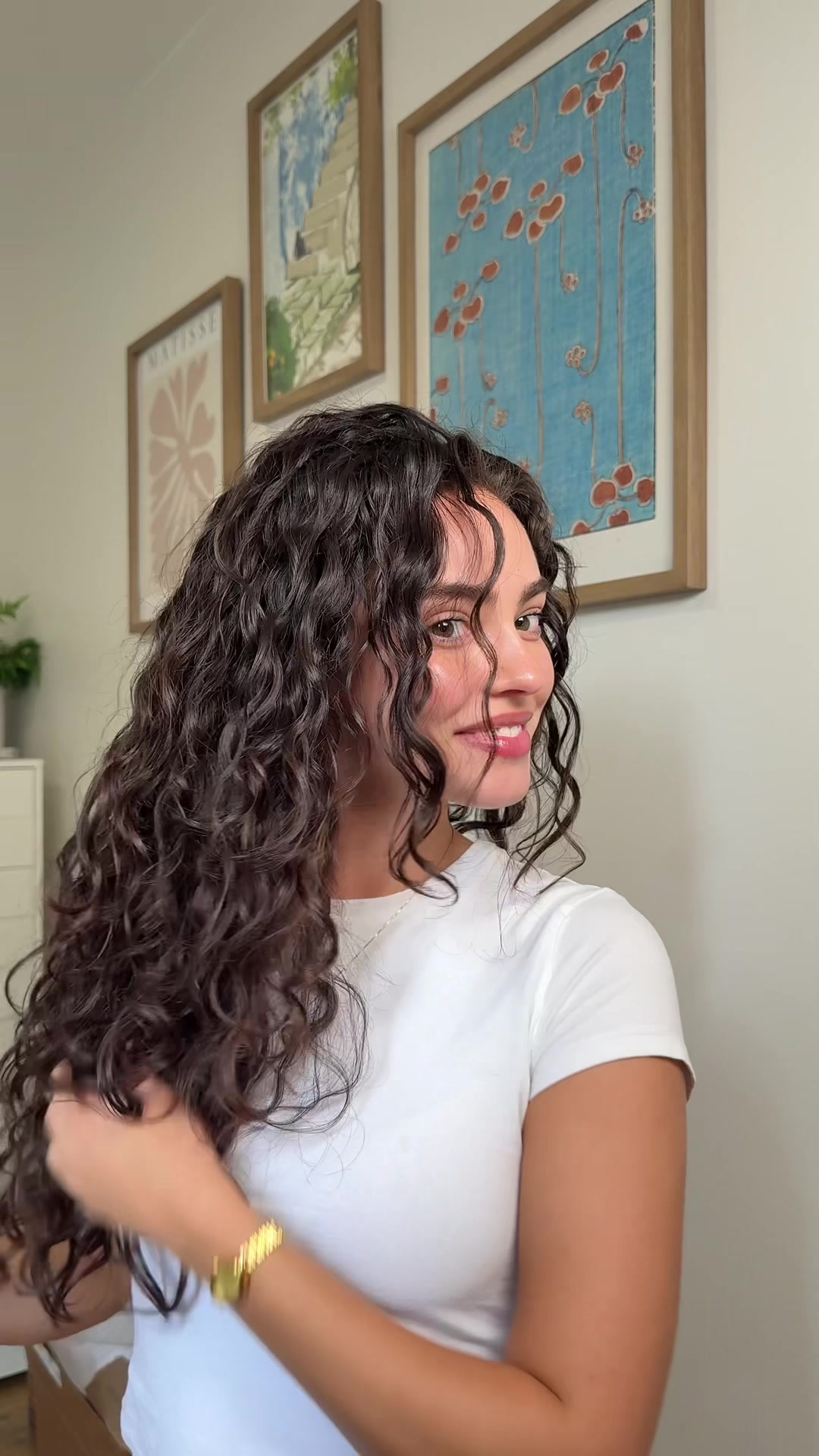 TikTok post by @kianadalleave for OUAI. Caption reads: Every curly girl needs a good detox shampoo. The....