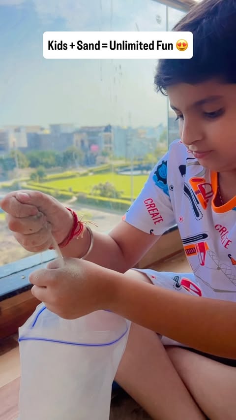 Instagram post by @cutekid_ilu for Superbottoms. Caption reads: #incollaboration with @superbottoms Sand se khelna....