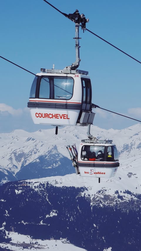 Instagram post by @grace_donner for Epic Pass. Caption reads: [...] these resorts?? @les3vallees_officiel....