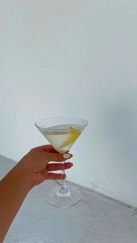 Instagram post by @renatadragusha for StyleWe. Caption reads: Fall/Winter Outfit Ideas with @stylewe 

Discount....