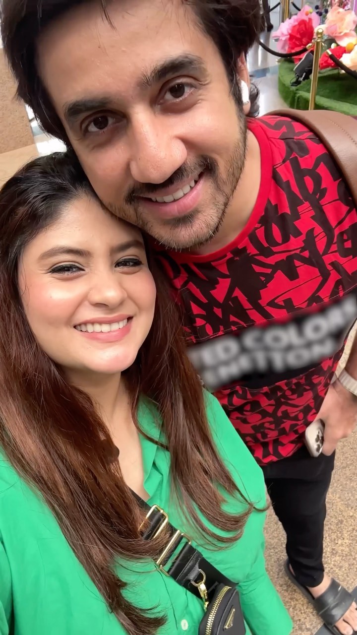 Instagram post by @shaniceshrestha for Ariel India. Caption reads: “As a couple, Me & Nikhil have always believed....