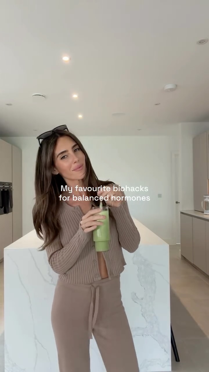 Instagram post by @coral_pearl_ for Happy Mammoth. Caption reads: Ad - It’s interesting how small habit changes can....