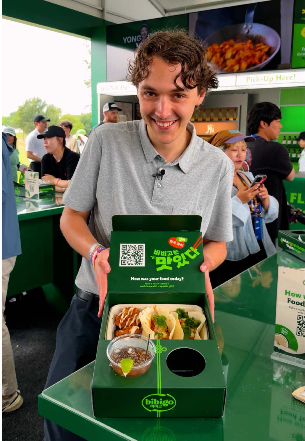 TikTok post by @chef__tyler for bibigo USA. Caption reads: [...] food can I eat at a golf tournament? @bibigo....