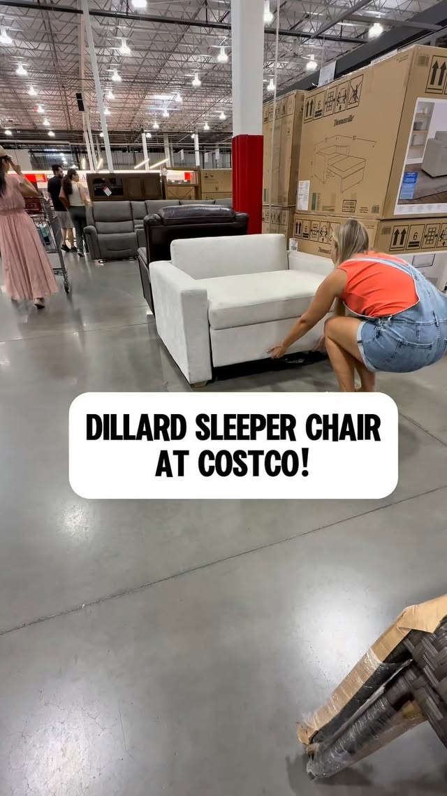 Instagram post by an influencer for Thomasville. Caption reads: @Thomasvilleofficial Dillard Convertible [...].