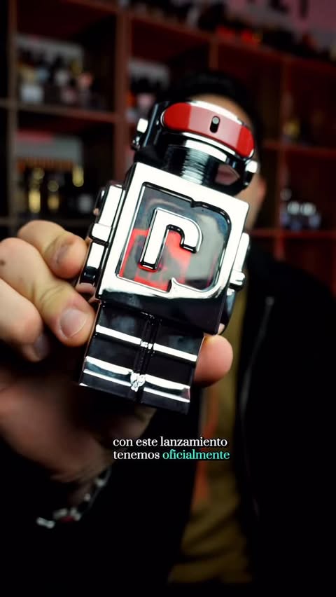 Instagram post by @baroma_21 for rabanne. Caption reads: Tenemos nuevo Phantom de @rabanne 

#perfumes....