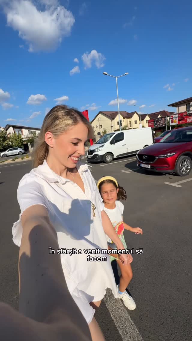 Instagram post by @retevicii1 for PENNY Romania. Caption reads: Școala se apropie și la PENNY am găsit tot ce....