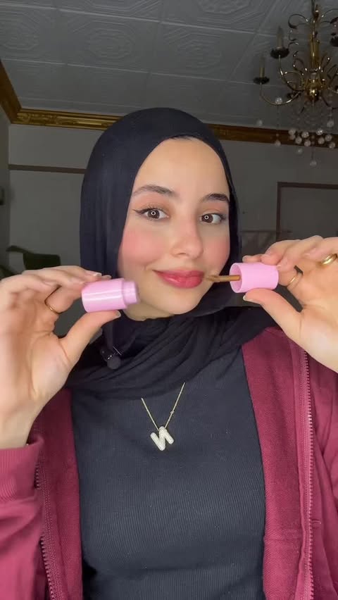 Instagram post by @dr_shamoos for APRILSKIN. Caption reads: @aprilskin_global HERO ALLDAY PLUMBING LIP STAIN....