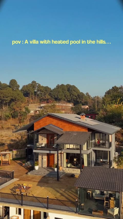 Instagram post by @travelbug_ashish for StayVista. Caption reads: [...] Infinity Pool and Jacuzzi, Kasauli by....