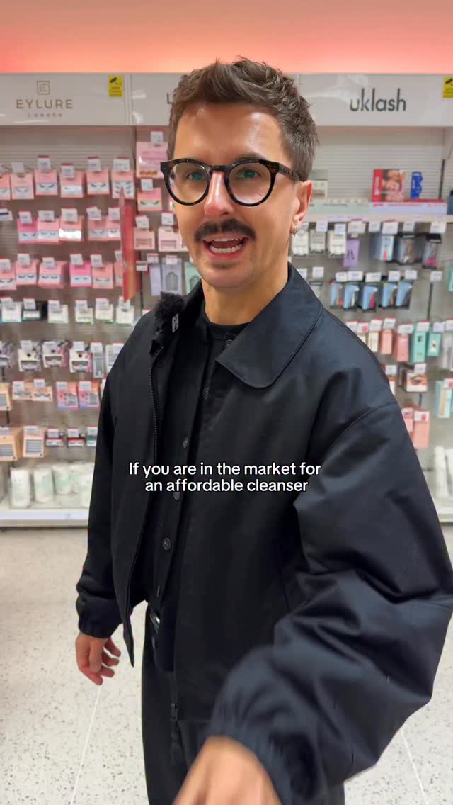 Instagram post by @andrewdwheatcroft for Theinkeylist. Caption reads: AD They do not have a bad cleanser do they! The....