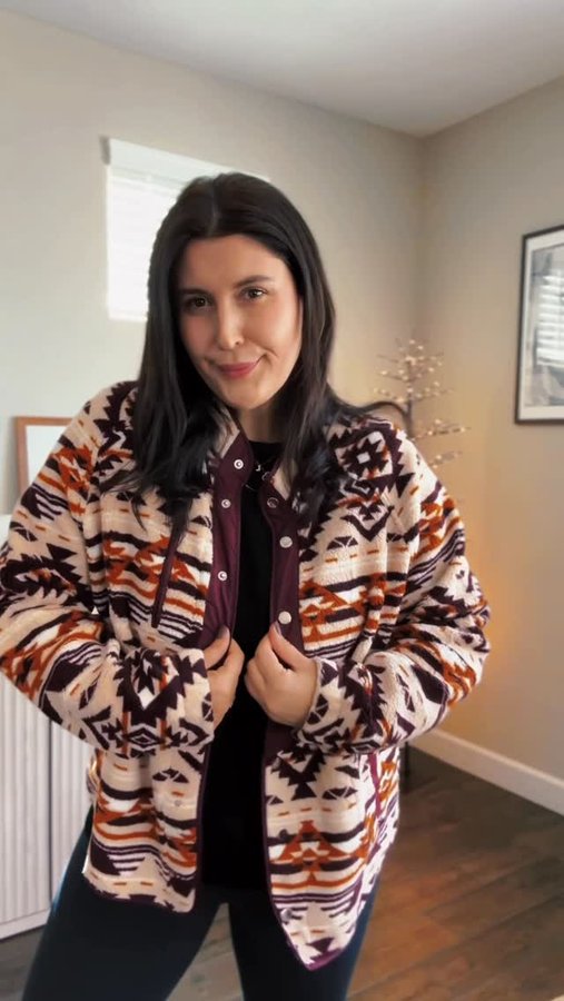 Instagram post by @sedafidanciozturk for Zeagoo. Caption reads: Some days, all you need is an outfit that simply....