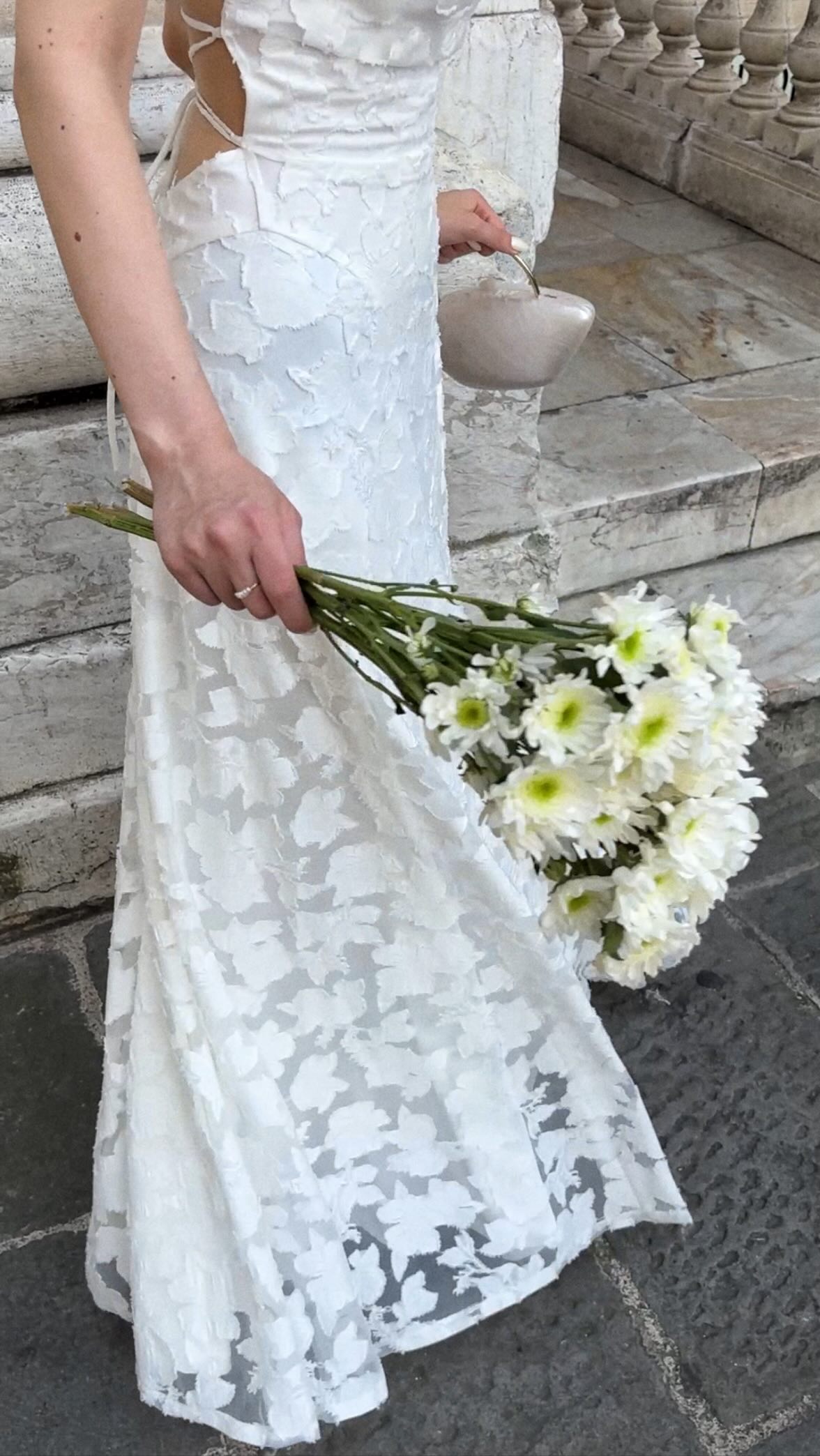 Instagram post by @notessie for BABYBOO FASHION. Caption reads: [...] / wearing @babyboofashion 
nails from [...].