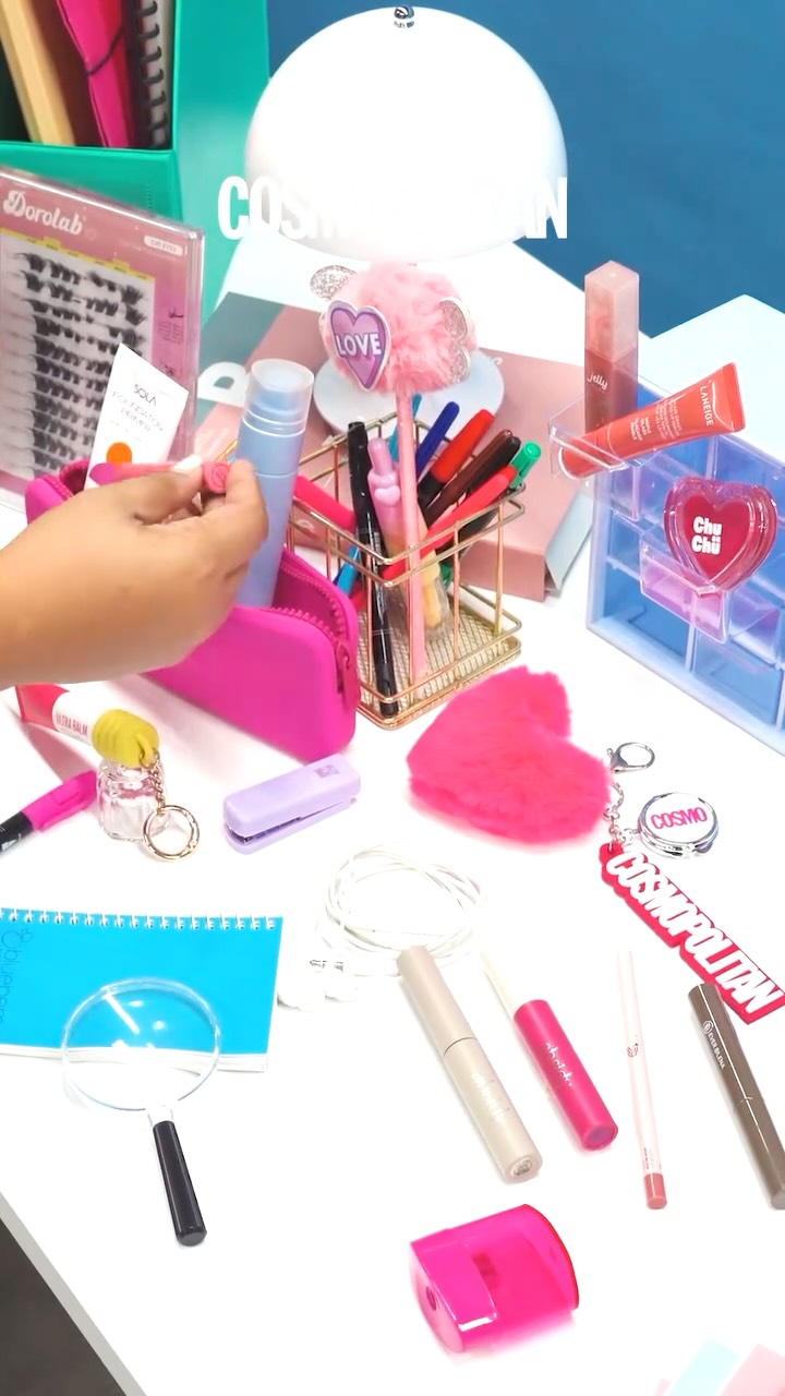 Instagram post by @idaaldana for Cosmopolitan. Caption reads: What does unfiltered beauty look like IRL? 👀
It’s....