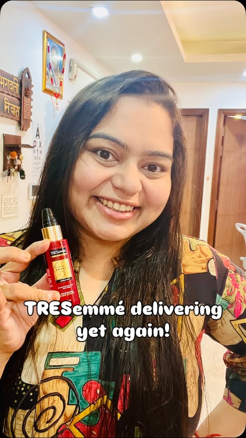 Instagram post by @modernitmom for TRESemmé. Caption reads: Smooth hair is always in style… and I’ve got the....