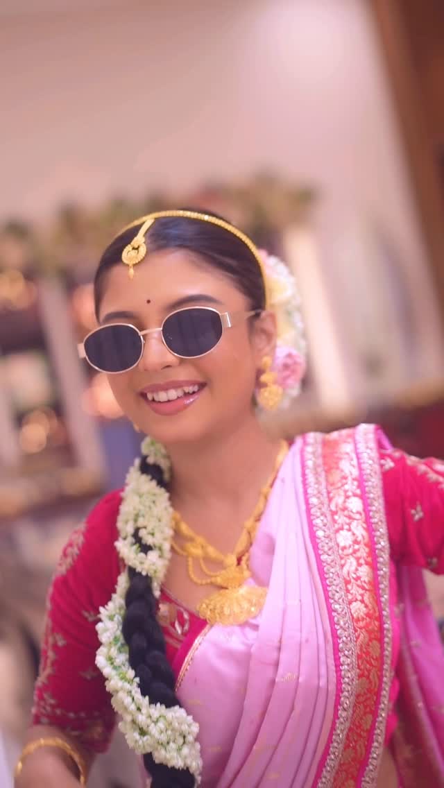 Instagram post by @withlovesuranjan for Tanishq. Caption reads: ✨

@neelam.singh21 ✨
Jewellery from....