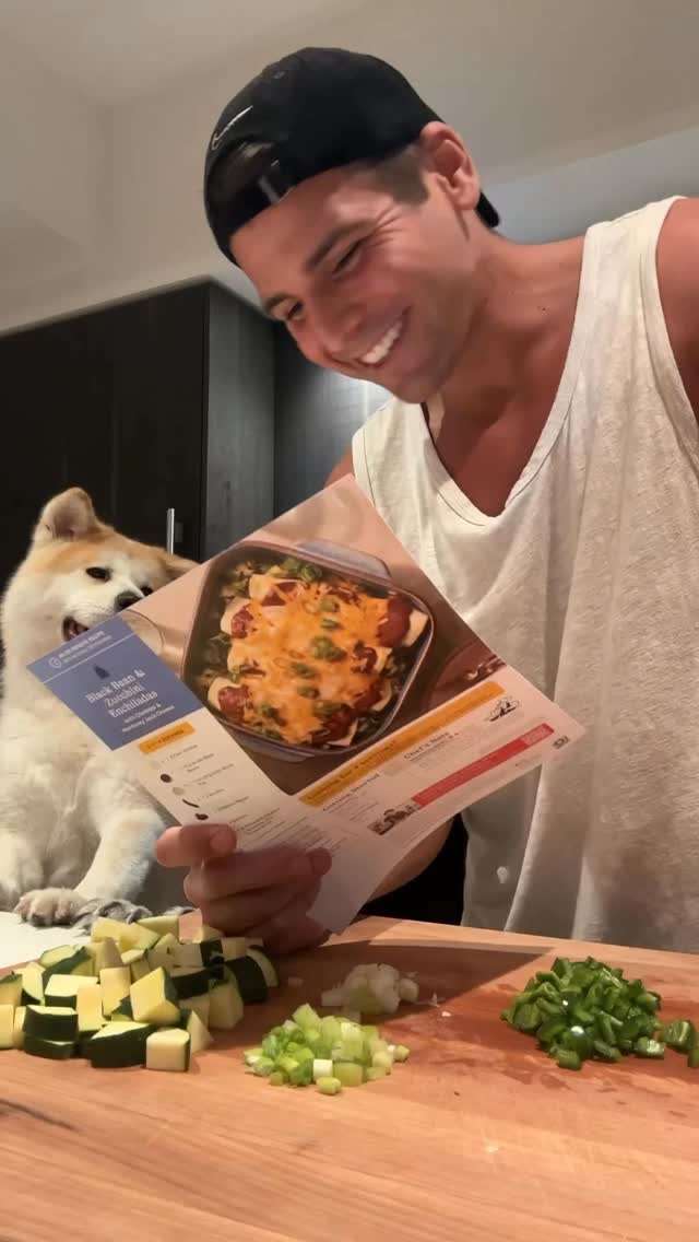 Instagram post by @bradtheboxer for Blue Apron. Caption reads: Dinner date with @blueapron #blueapronpartner....