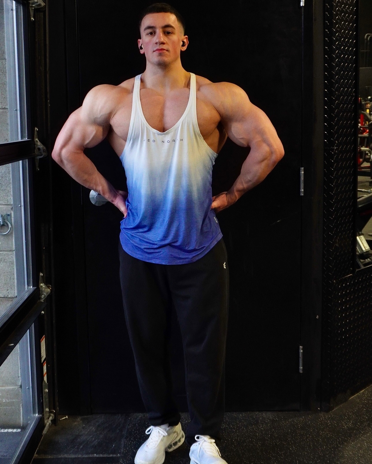 Instagram post by @johnny_kay2 for Jed North. Caption reads: Get the best stringers from @jed_north 🔥 Save 15%....